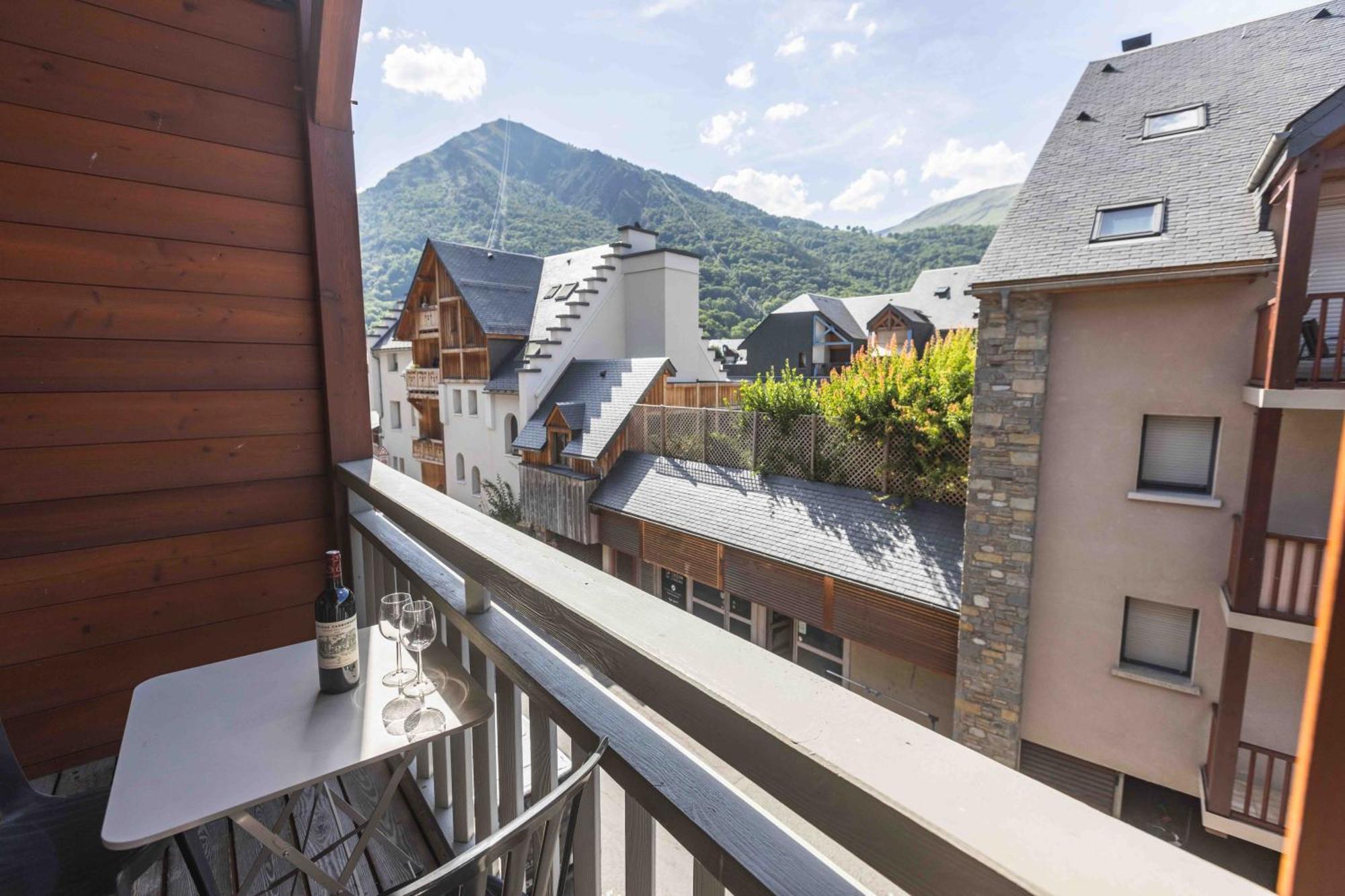 Le Rioumajou 2 - Grand T4 - Piscine - Centre St Lary Apartamento Saint-Lary-Soulan Exterior foto